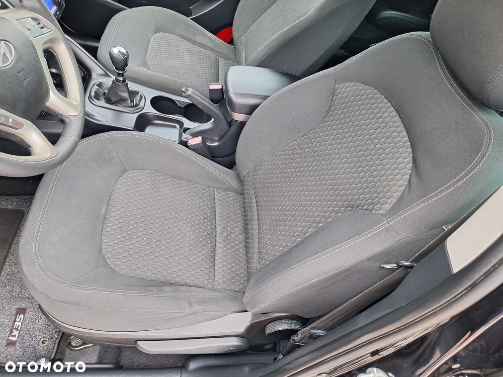 Hyundai ix35 1.6 2WD blue Comfort - 20
