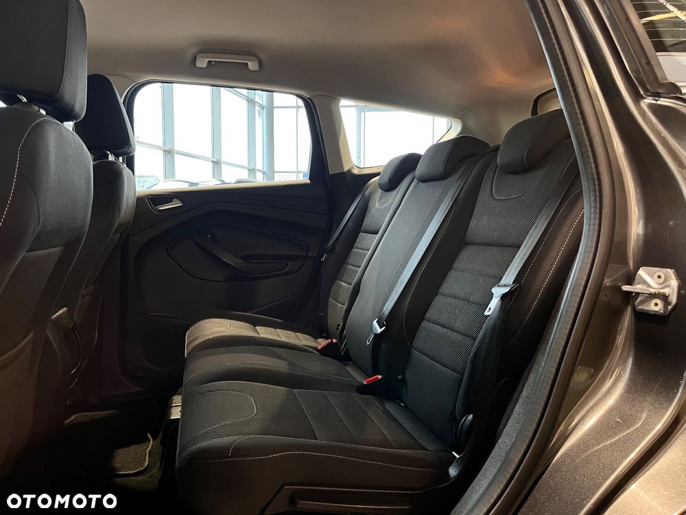Ford Kuga - 22