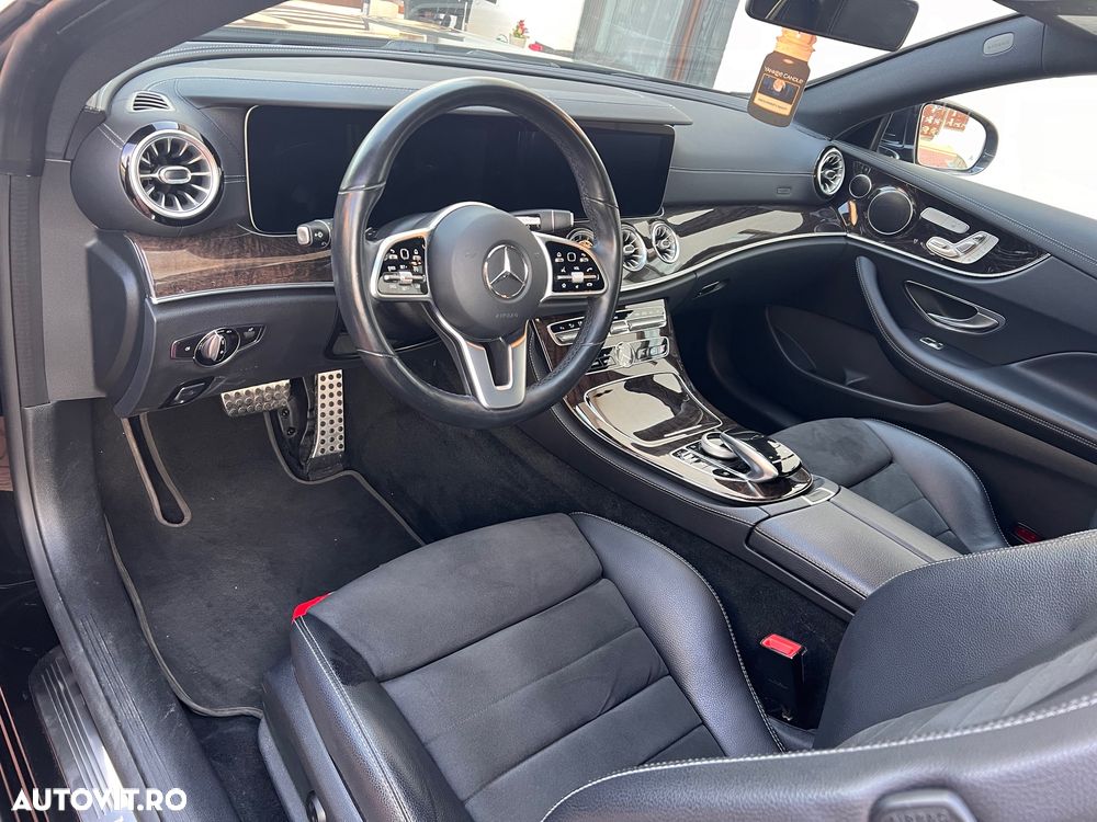 Mercedes-Benz E 350 Coupe 9G-TRONIC AMG Line - 10