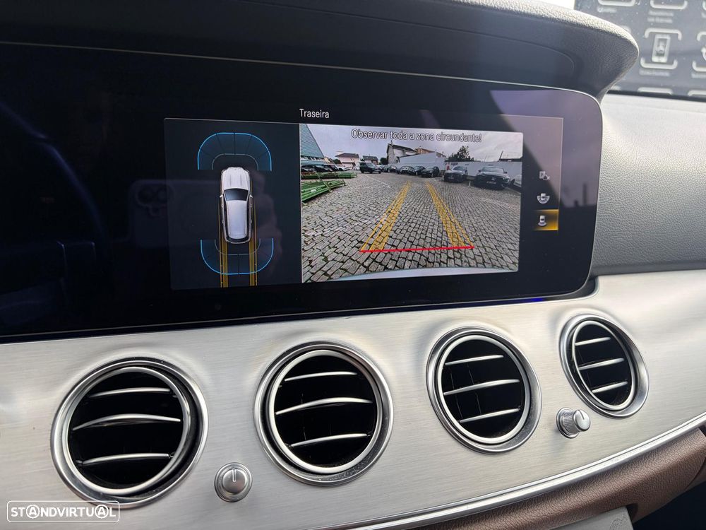 Mercedes-Benz E 300 de Avantgarde - 11