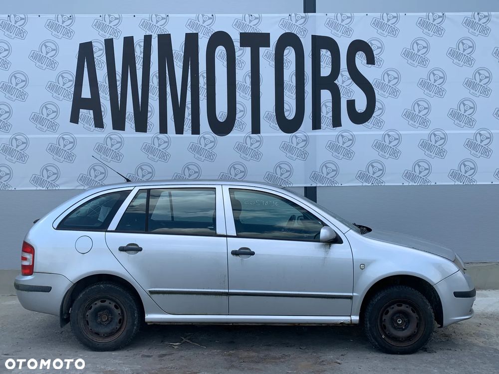 SKODA FABIA KOMBI 2007 *SAMOCHÓD NA CZĘŚCI*1909   MASKA, LAMPA, DRZWI, LUSTERKO, ZDERZAK, GRILL, BŁOTNIK, KLAPA, BELKA, DESKA, FOTELE, KANAPA, ĆWIARTKA, KIEROWNICA, TARCZE, ZACISKI, ZAWIESZENIE, KOMPLETNY PRZÓD, KOMPLETNY TYŁ, LICZNIK, ZEGARY, PRAWE LEWE PRZÓD TYŁ