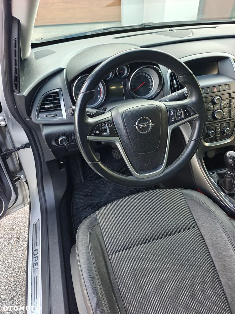 Opel Astra 1.7 CDTI Cosmo - 8