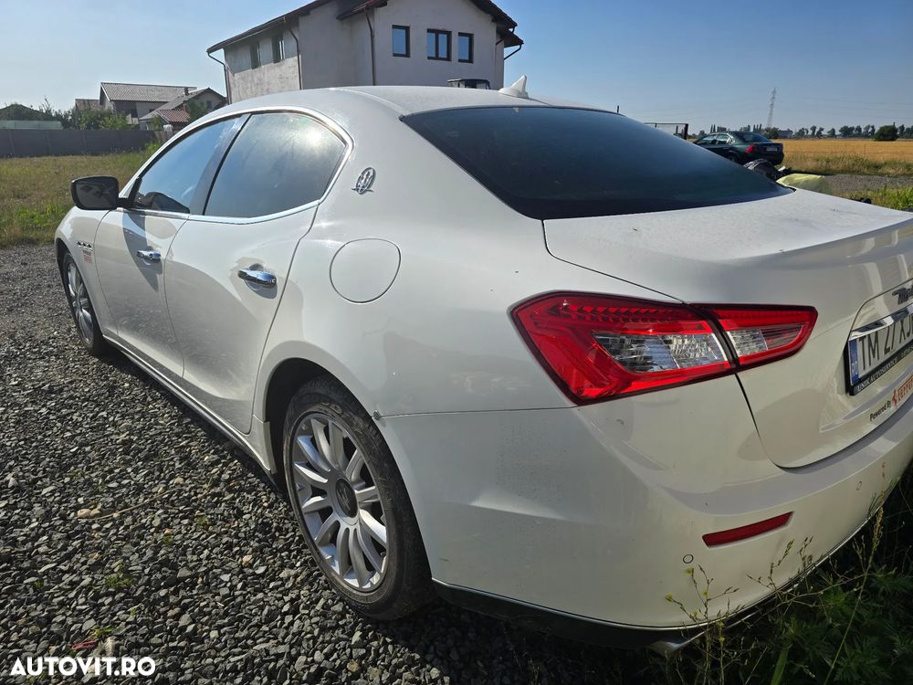 Maserati Ghibli - 4