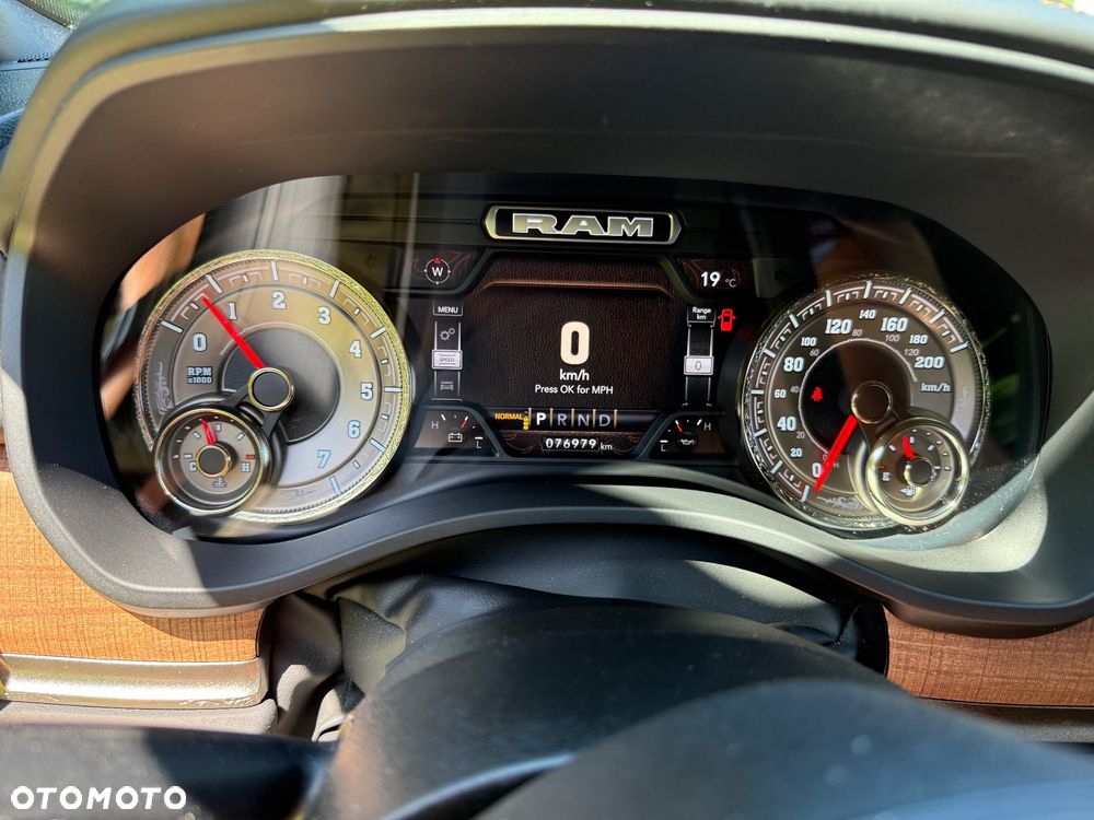 RAM 1500 5.7 Crew Cab Longhorn - 7