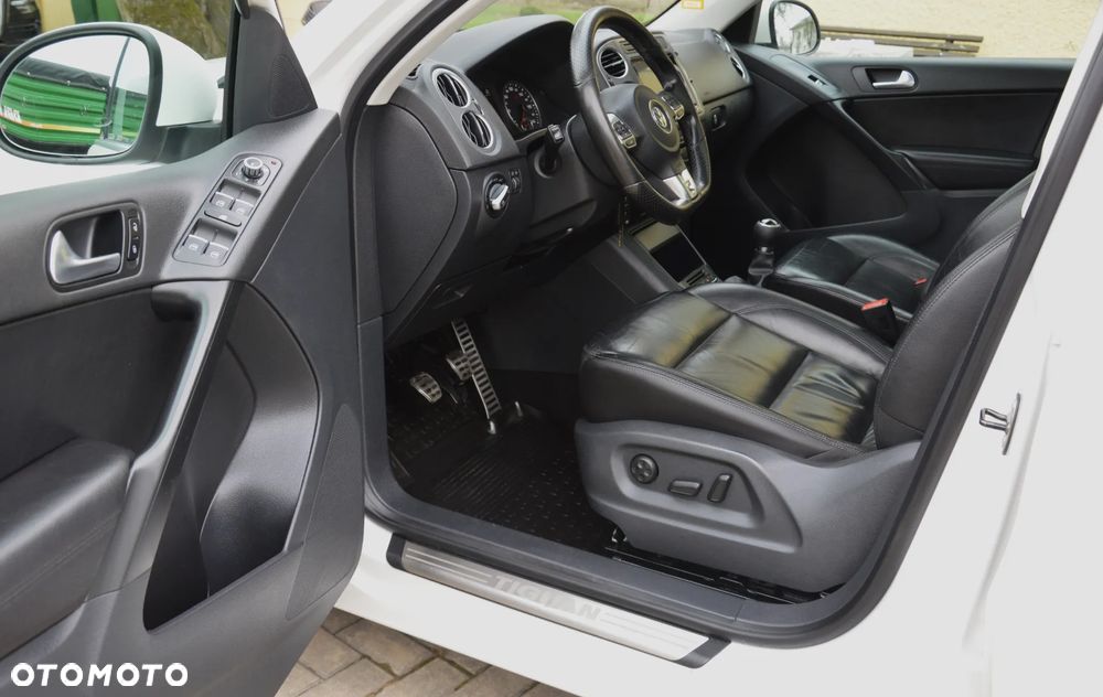 Volkswagen Tiguan - 17