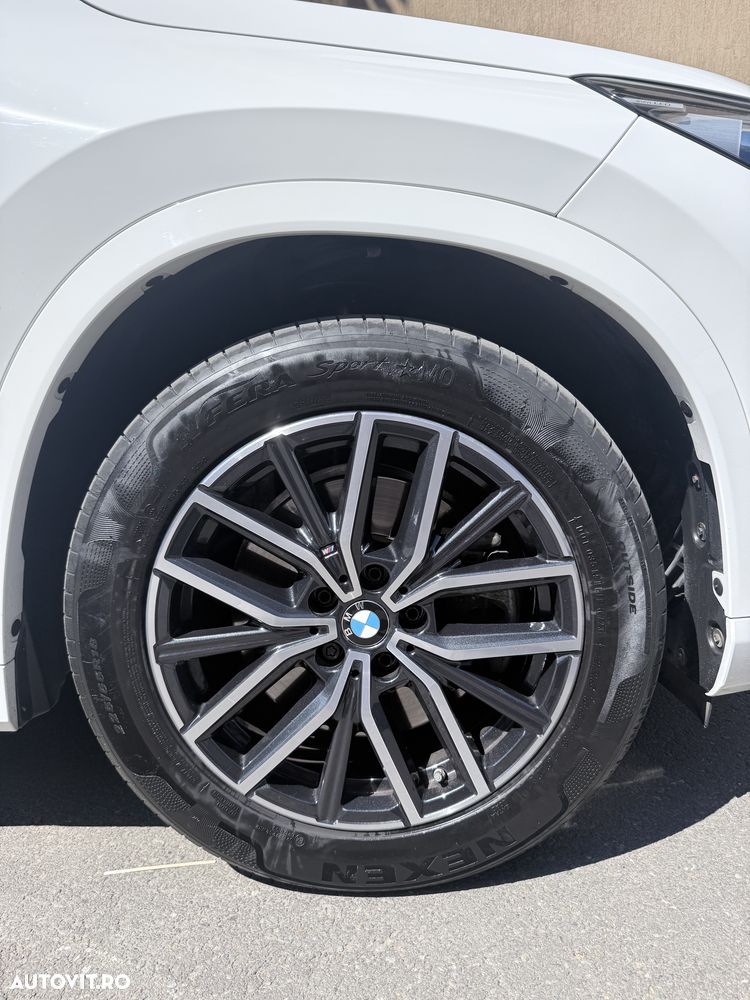 BMW X1 xDrive23i AT MHEV - 22