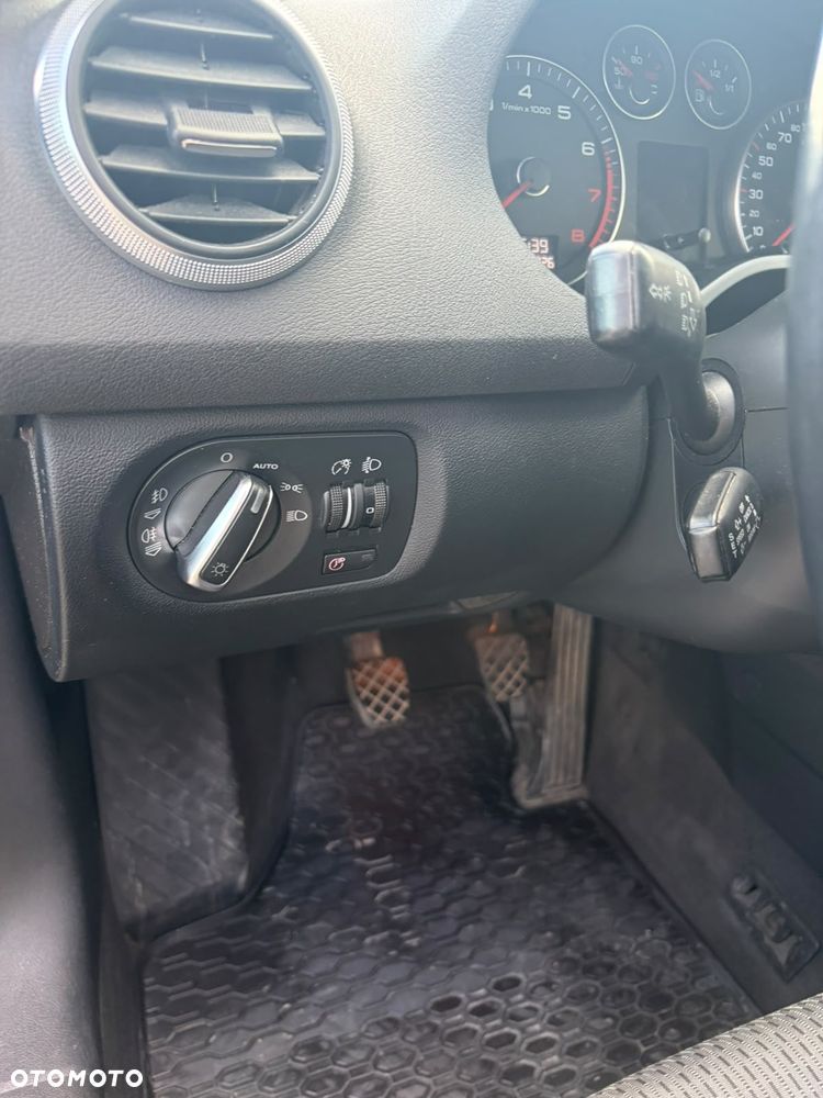 Audi A3 Sportback - 4