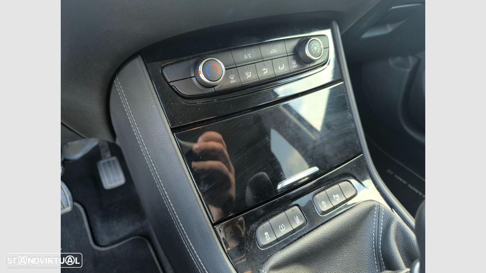 Opel Grandland X 1.2 T Business Edition - 11