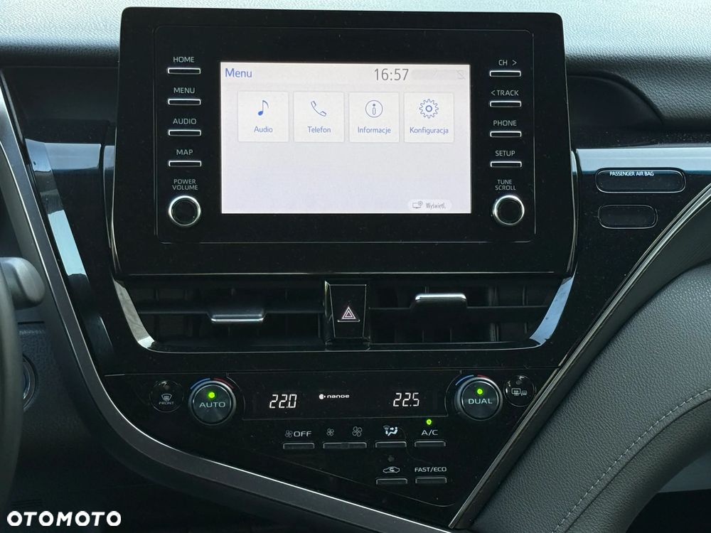 Toyota Camry 2.5 Hybrid Comfort CVT - 9