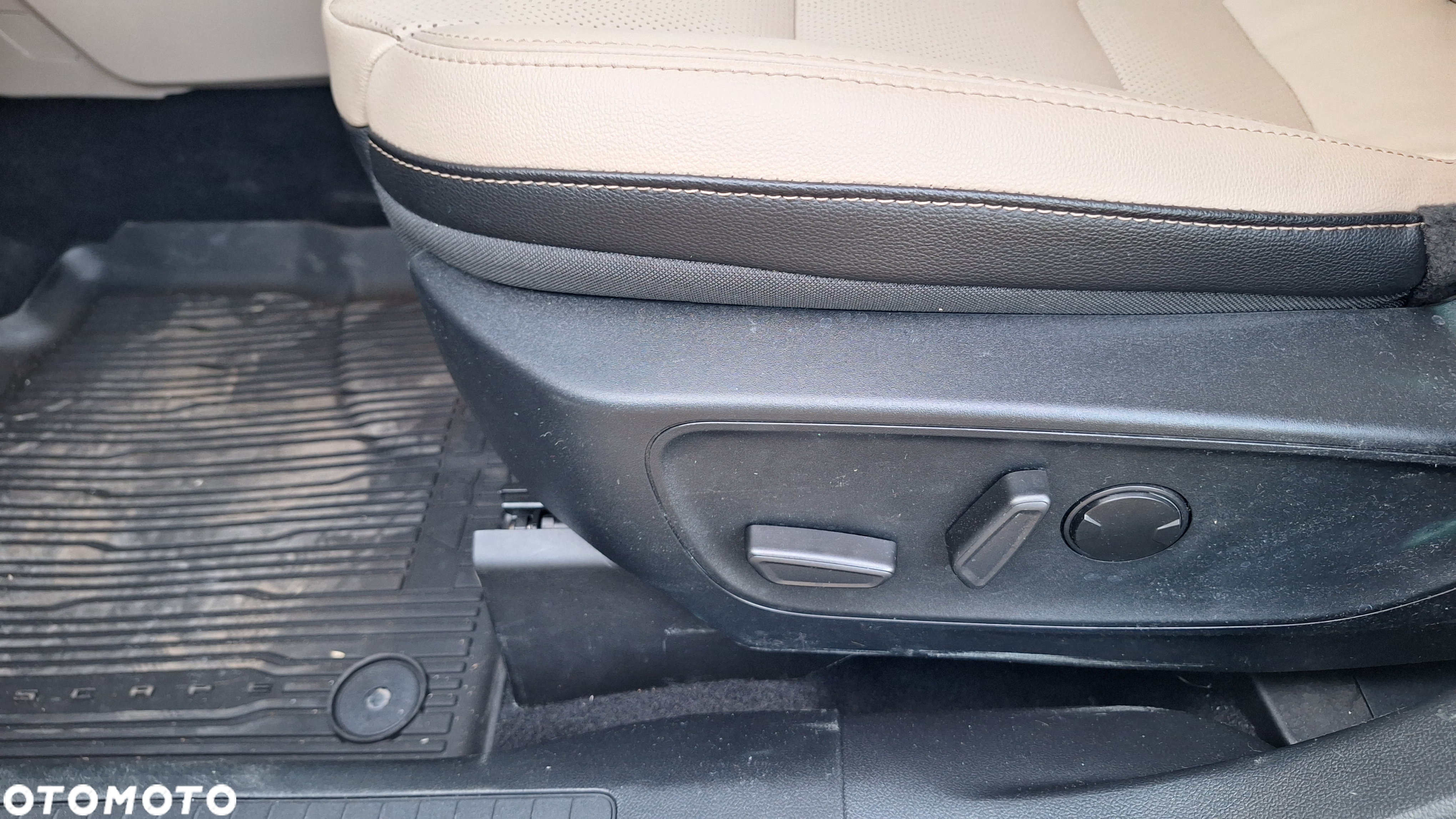 Ford Escape 1.5 EcoBoost AWD SE - 17