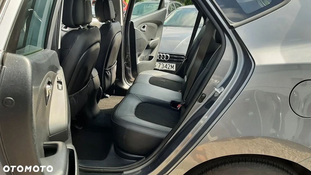 Hyundai ix35 2.0 CRDi 2WD Trend - 13