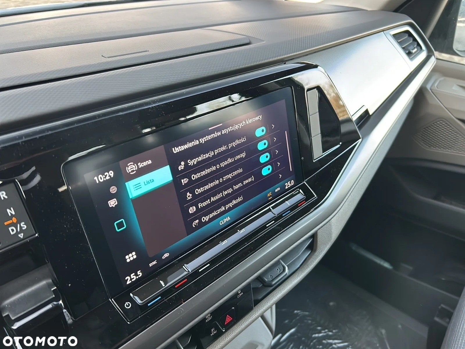 Volkswagen Multivan 2.0 TDI L2 Family DSG - 23