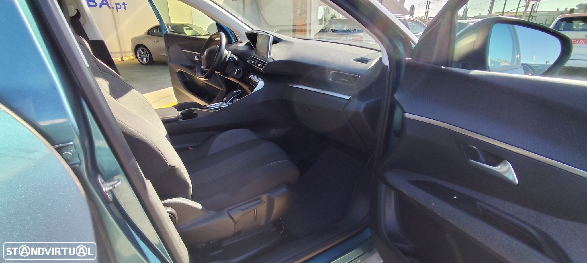 Peugeot 5008 1.6 BlueHDi Allure EAT6 - 17