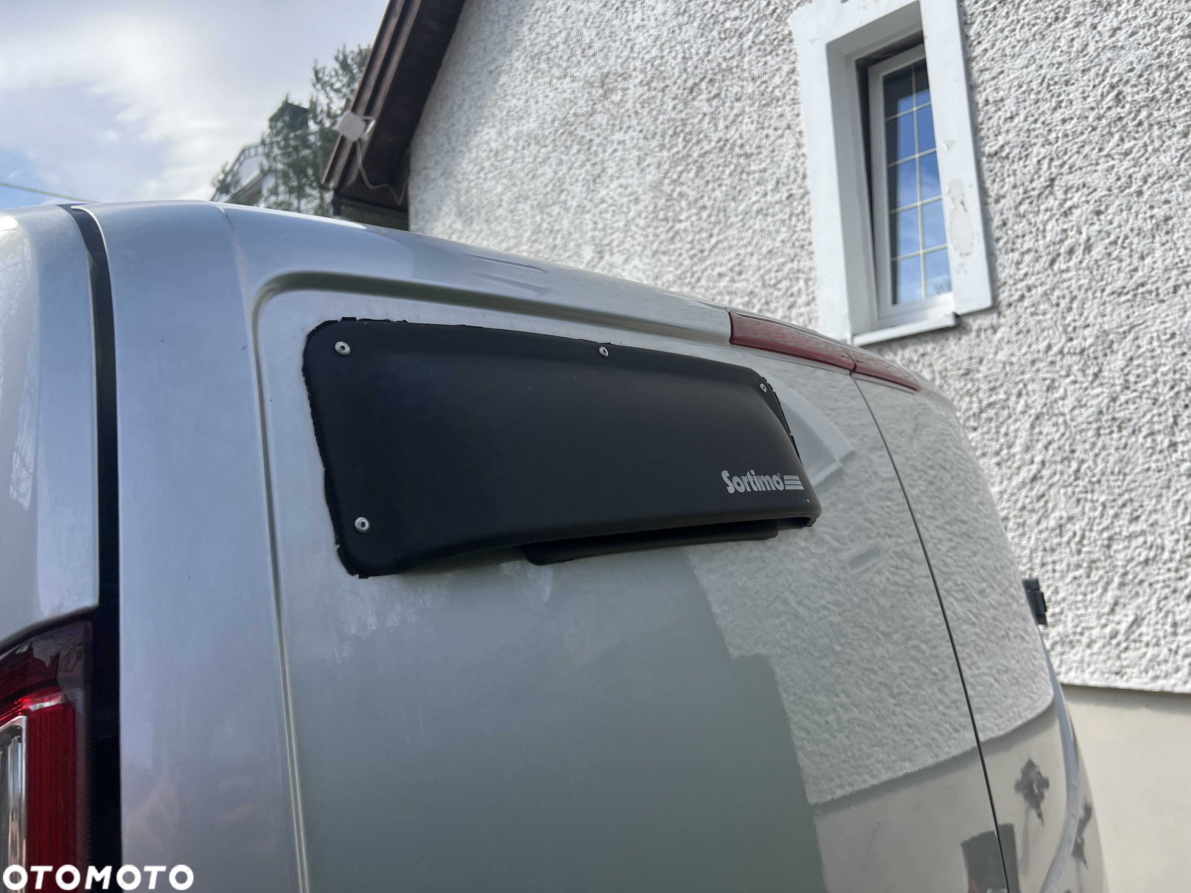 Ford Custom Transit - 12