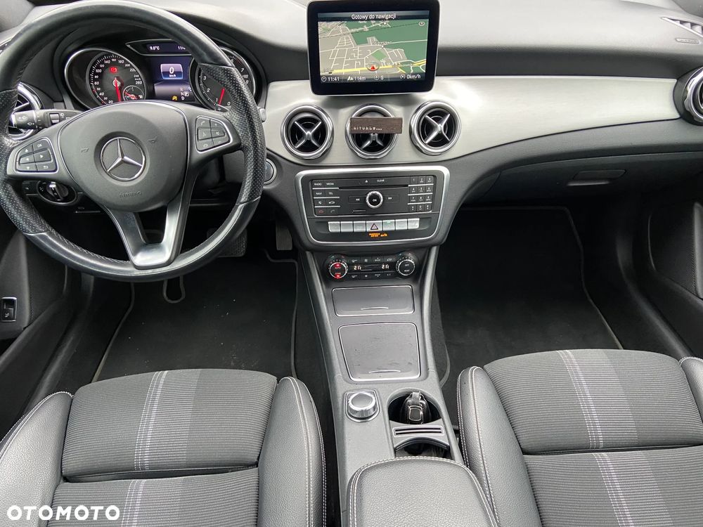 Mercedes-Benz Gla 2019 photo 3