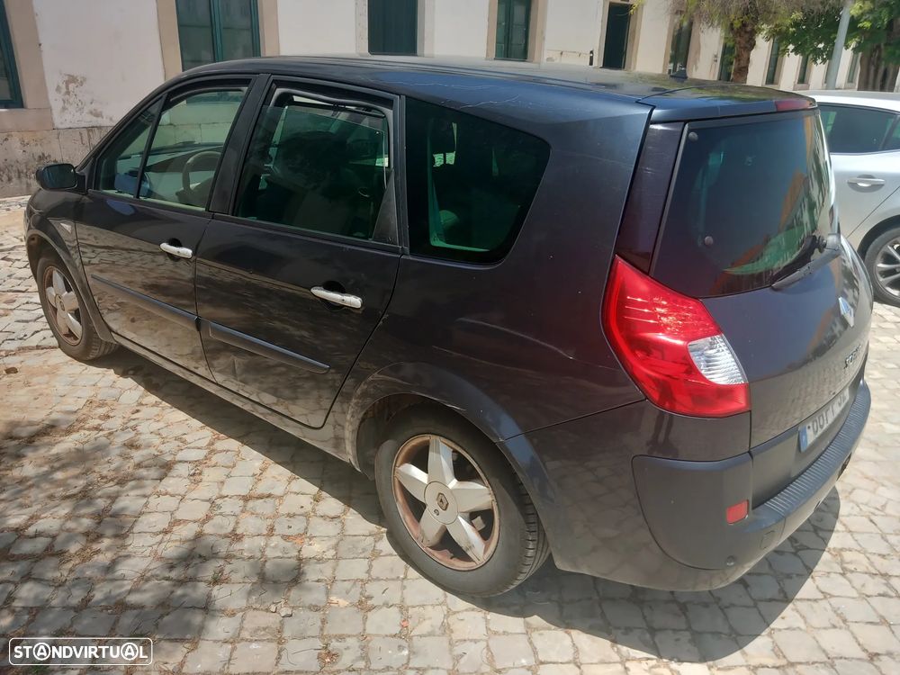 Renault Grand Scénic 1.5 dCi Dynamique Luxe - 2