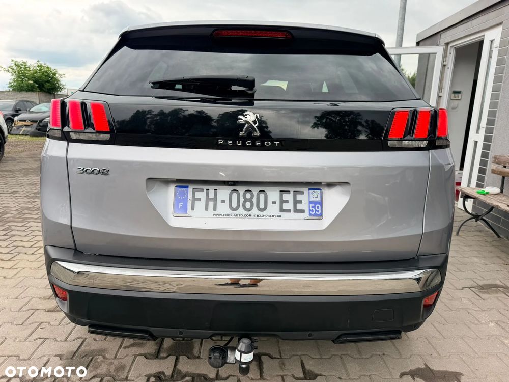 Peugeot 3008 PureTech 130 Stop & Start GPF EAT8 Allure - 11