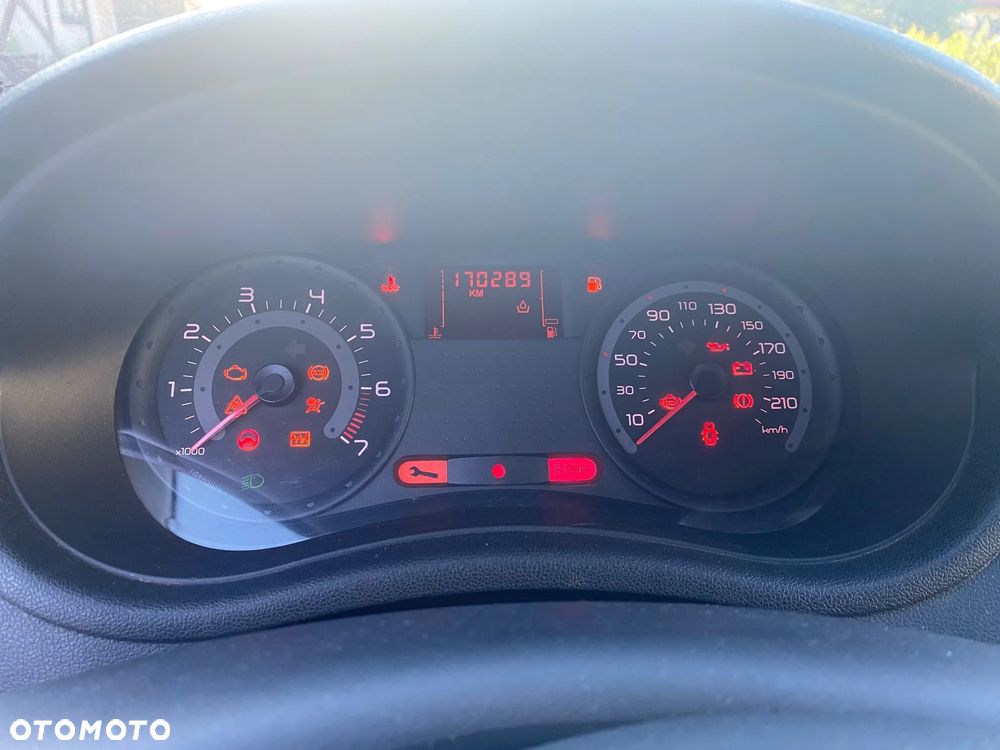 Renault Clio - 8