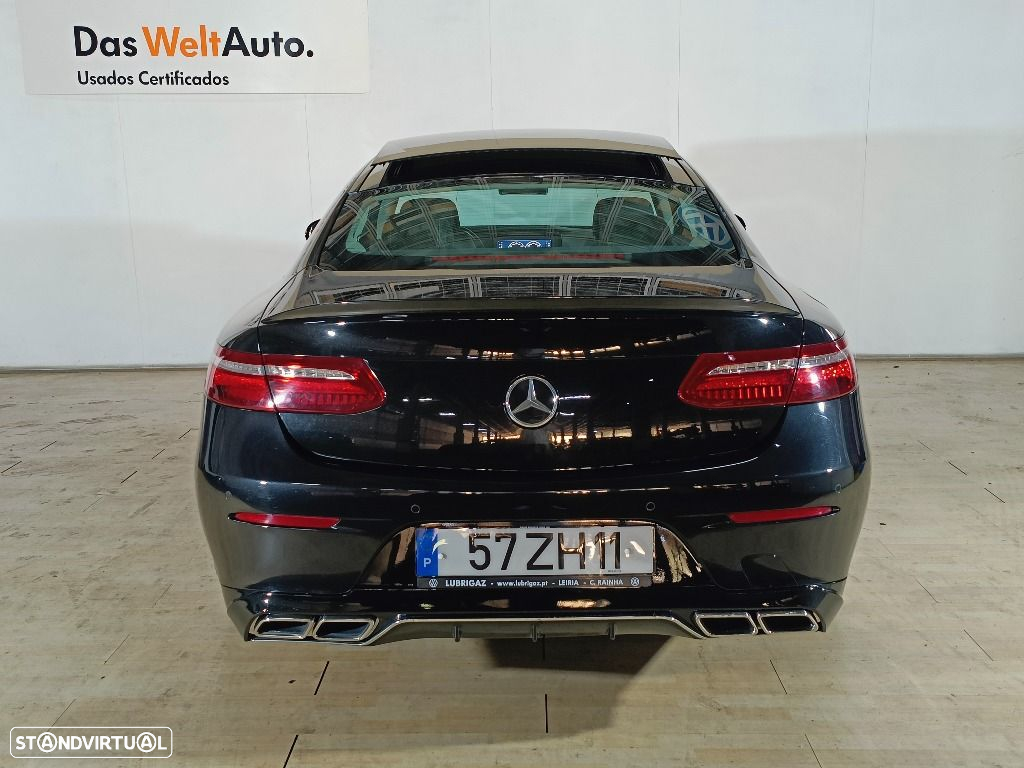 Mercedes-Benz E 220 d AMG Line - 4