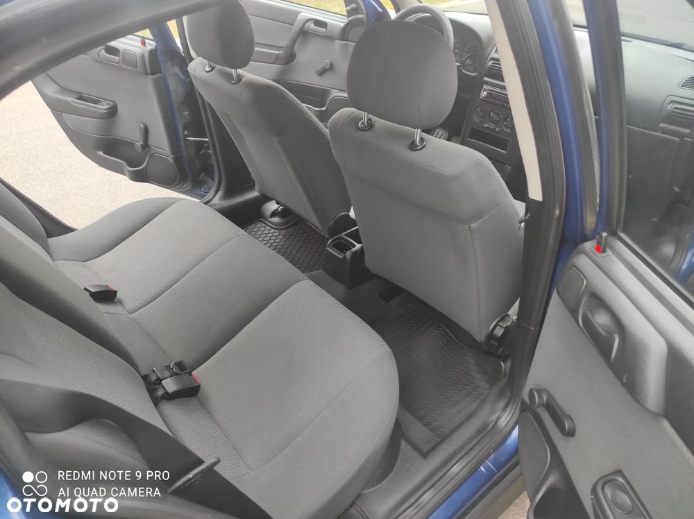 Opel Astra - 13