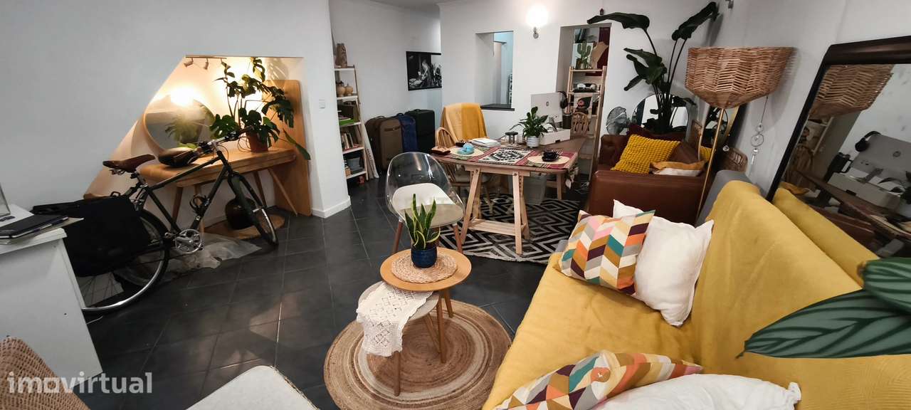 Charmoso Apartamento T1 com Pátio Privativo na Beira-Rio – Santos, Lis - Grande imagem: 2/20