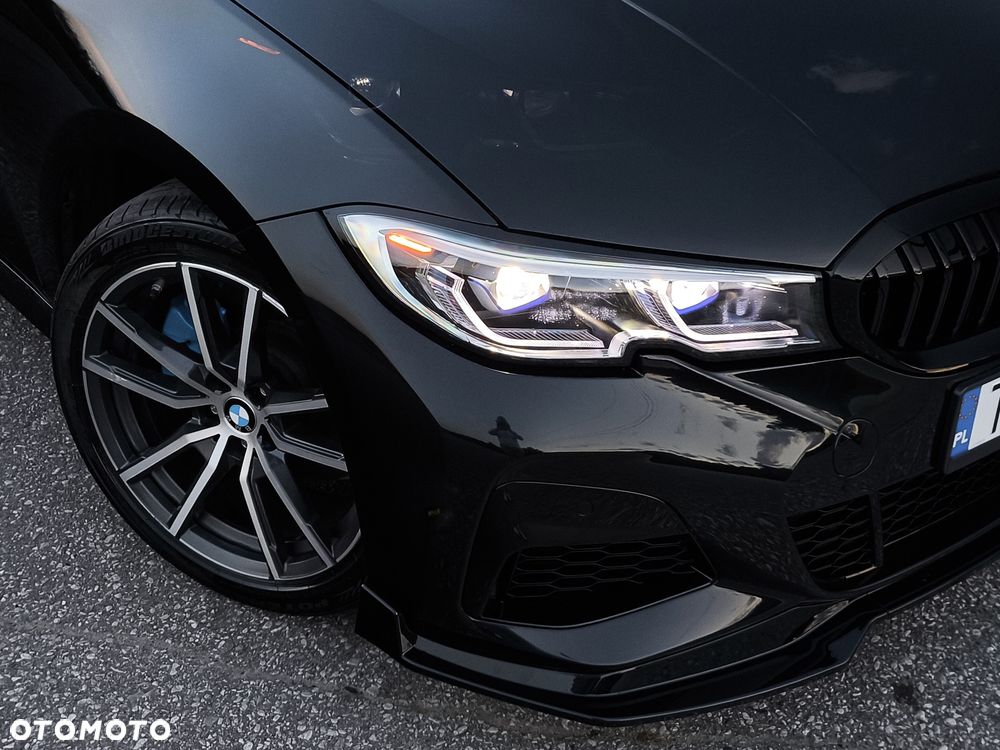 BMW Seria 3 330i xDrive Luxury Line sport - 2
