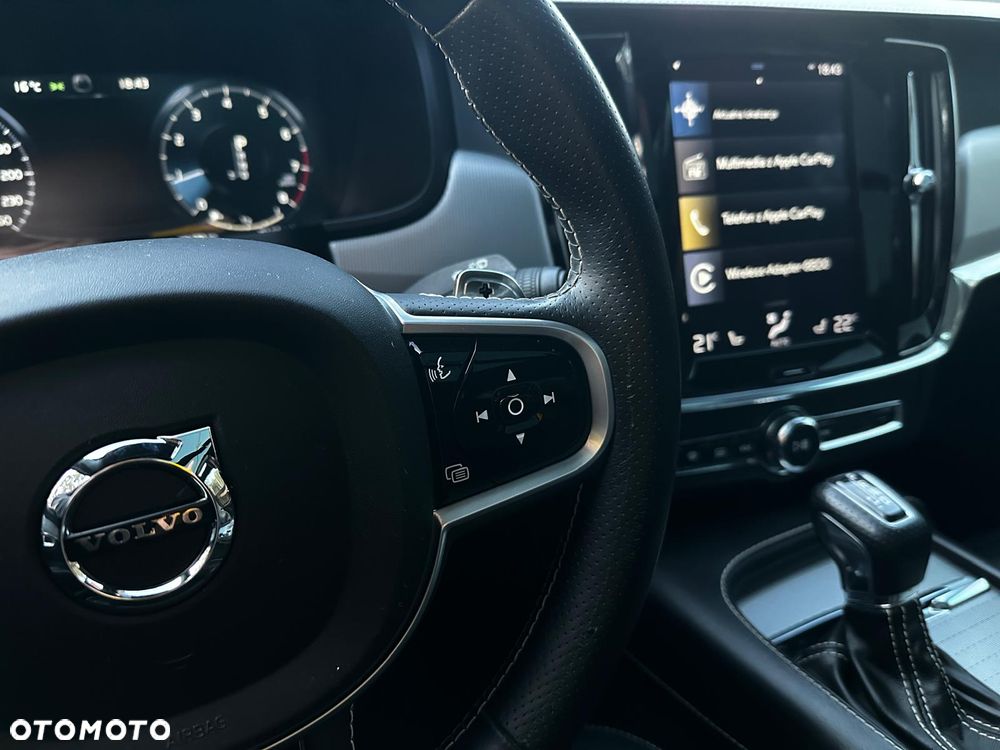 Volvo V90 T5 Geartronic R Design - 24