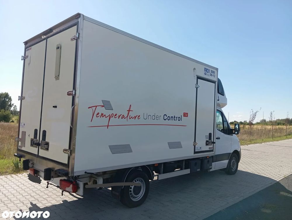 Mercedes-Benz Sprinter - 5