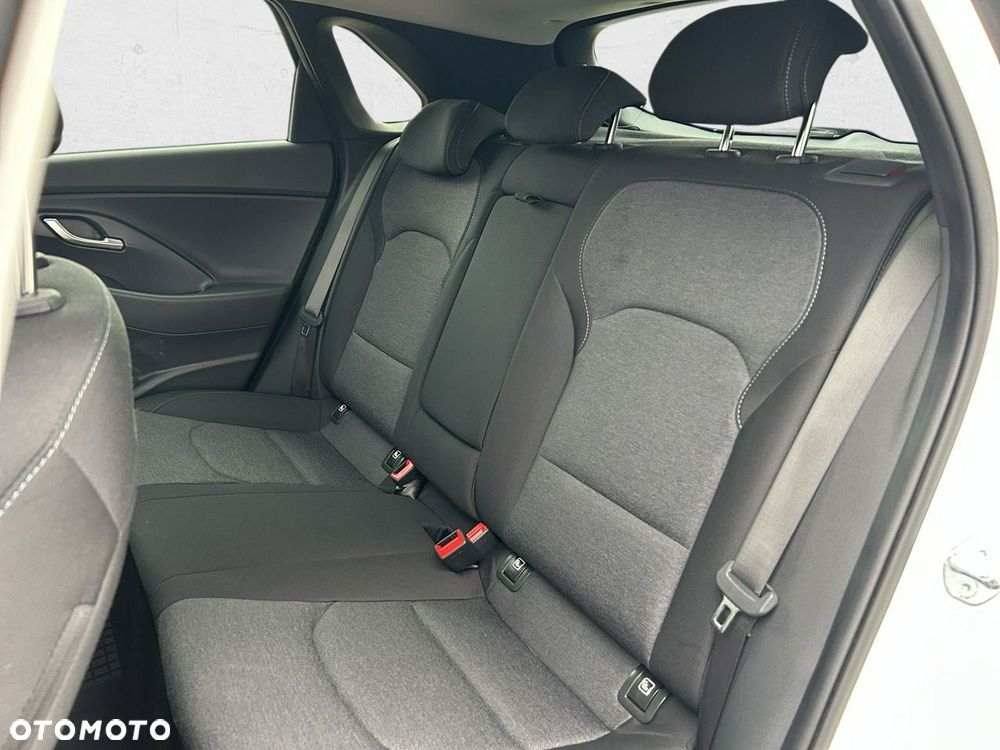 Hyundai i30 - 23
