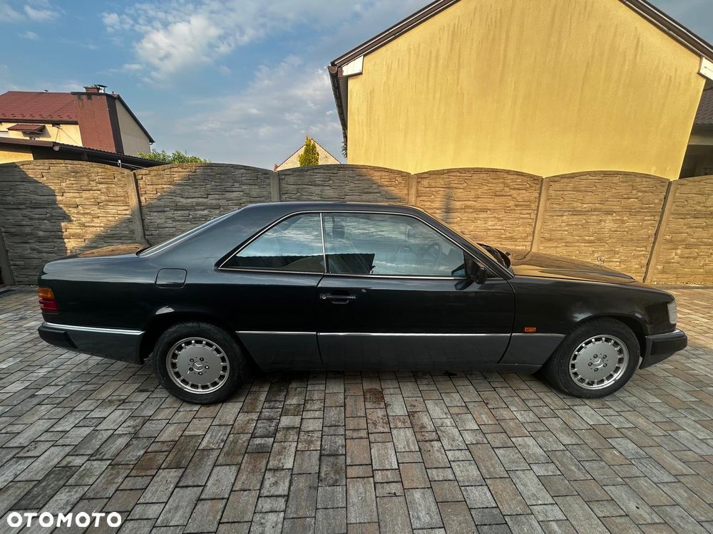 Mercedes-Benz W124 (1984-1993) - 1
