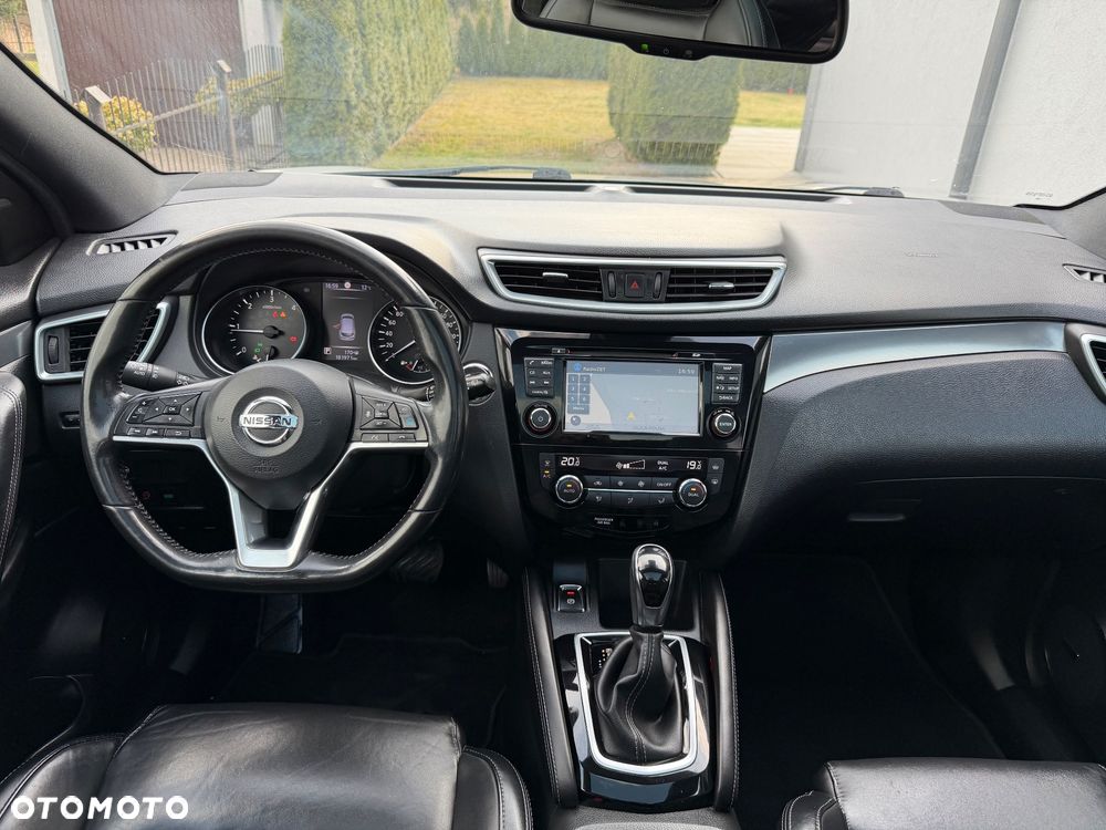 Nissan Qashqai 1.6 dCi Xtronic TEKNA+ - 8