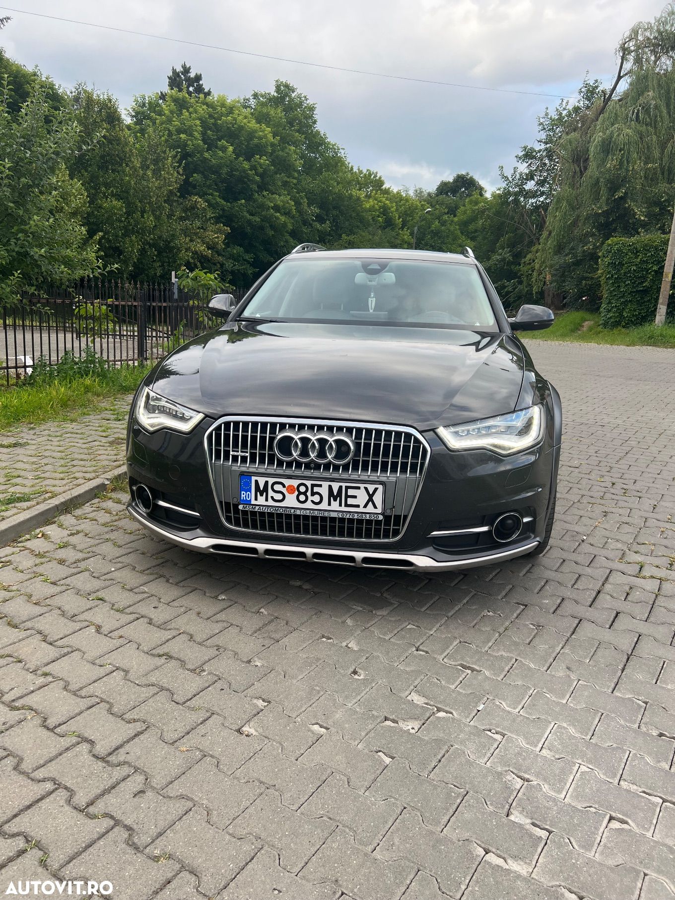 Audi A6 Allroad - 1
