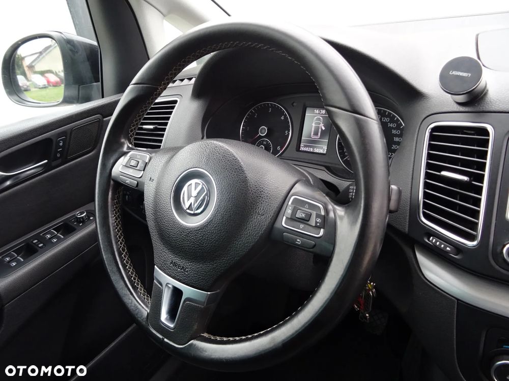 Volkswagen Sharan 2.0 TDI Blue Motion Highline - 27