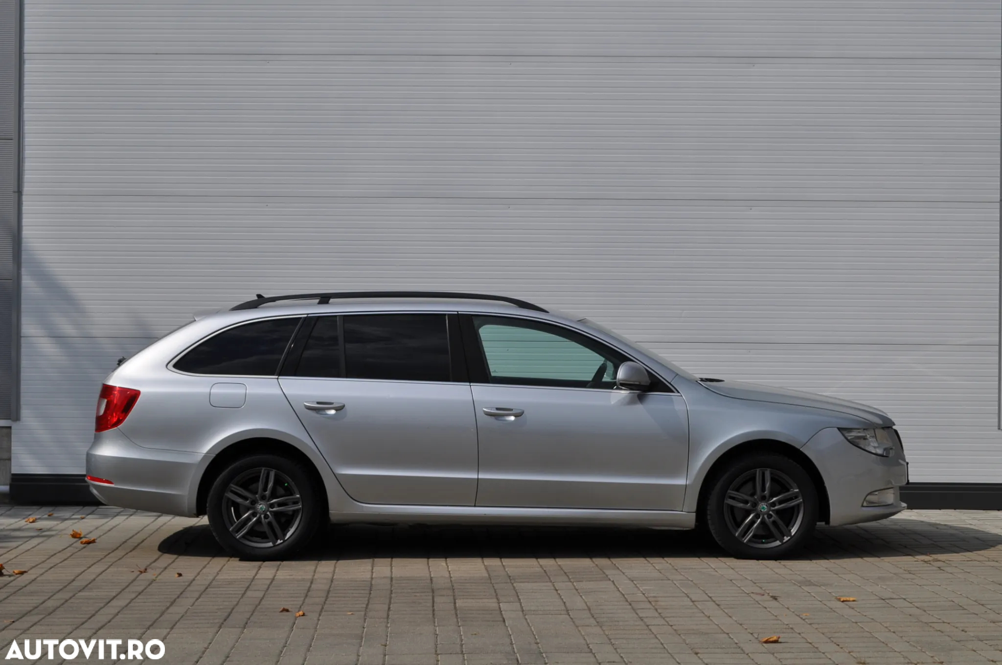 Skoda Superb Combi 2.0 TDI Comfort - 8