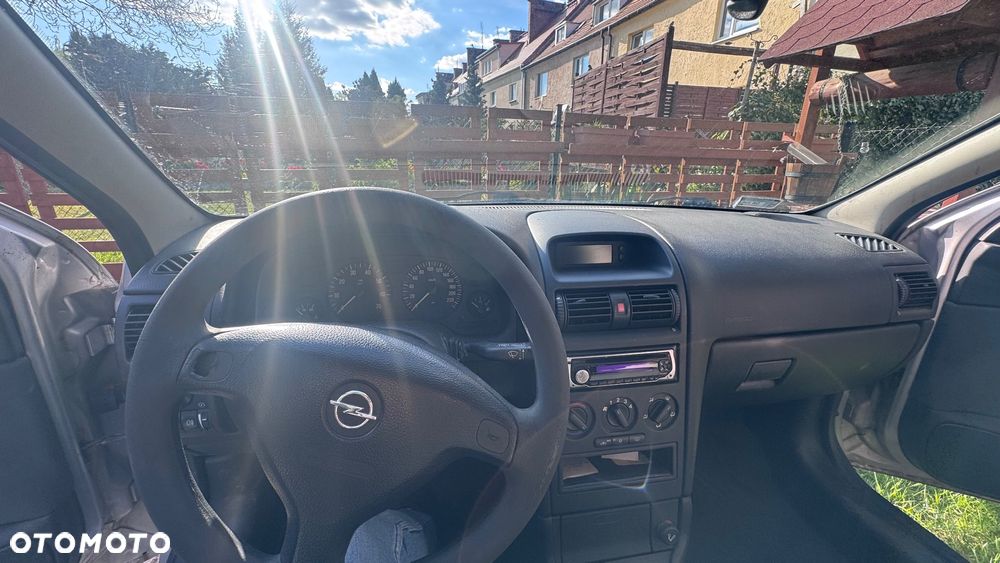 Opel Astra 1.4 - 13