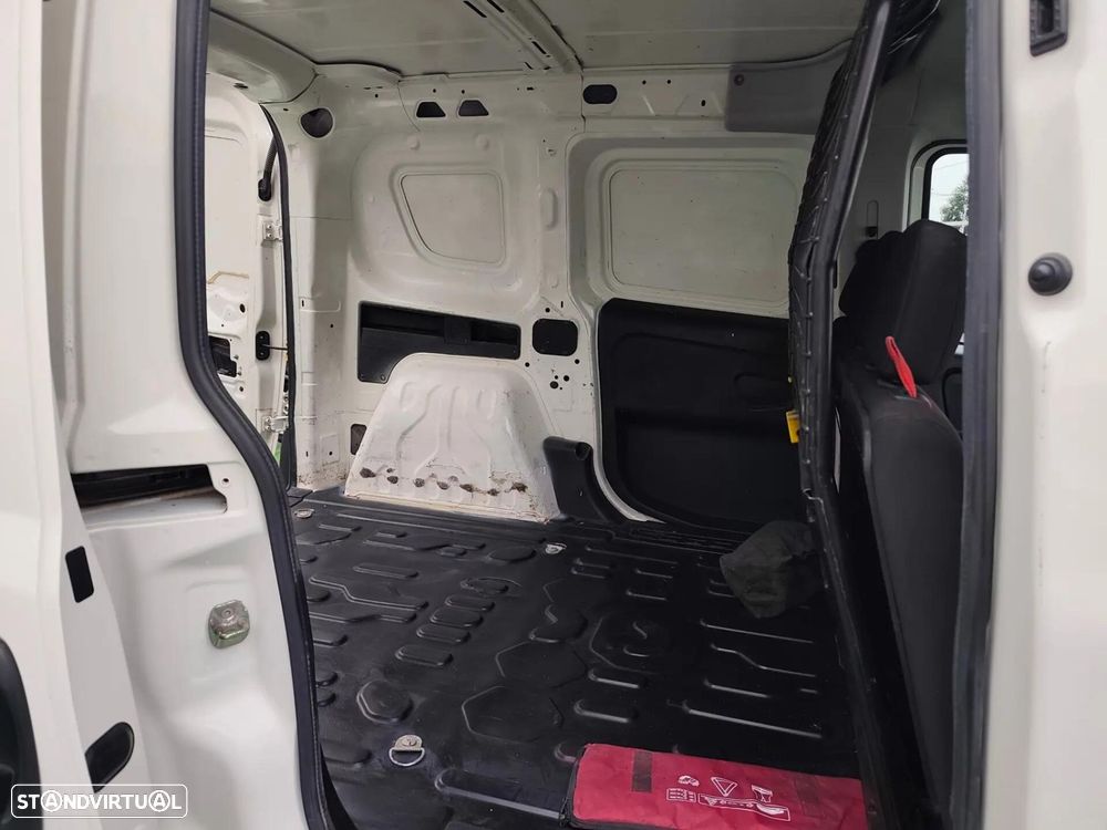 Fiat Doblo 1.3 Multijet - 11