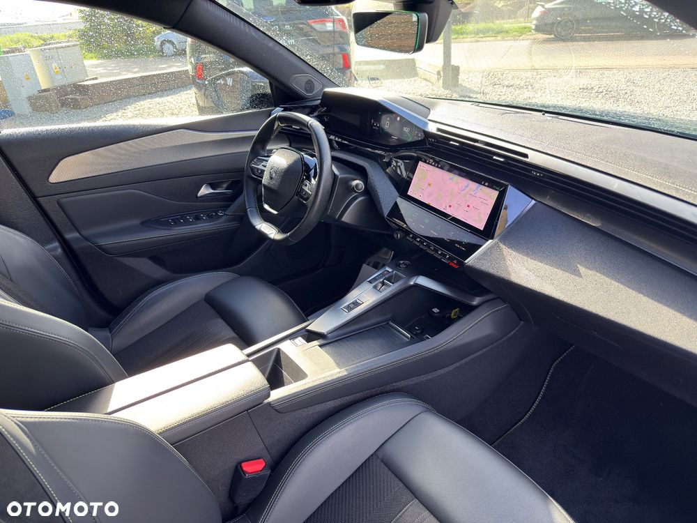 Peugeot 308 BlueHDi 130 EAT8 GT EXCLUSIVE - 21