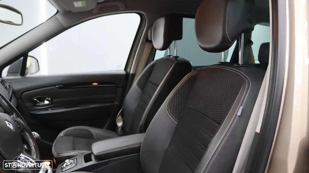 Renault Grand Scénic 1.5 dCi Bose Edition 7L - 22