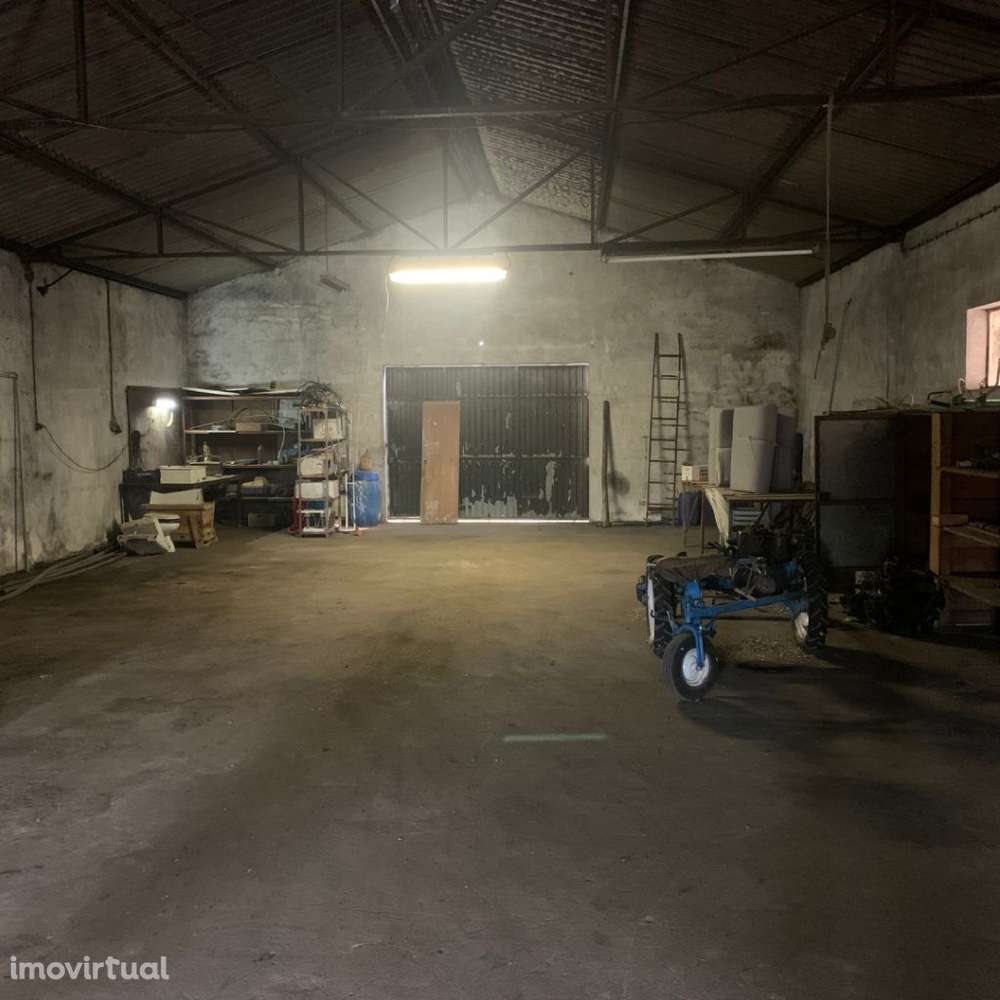 Propriedade 5 ha | Solo Urbano + 823 m² Construídos - Grande imagem: 5/10