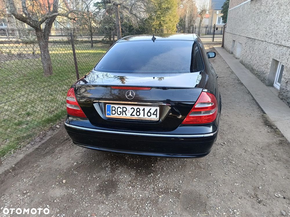 Mercedes-Benz Klasa E 240 4Matic Avantgarde - 10