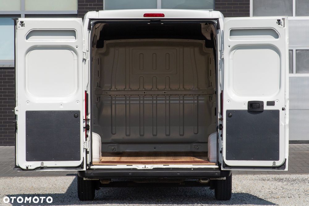 Peugeot Boxer L2H2 ŚREDNI 2.2 BlueHDI *PREMIUM* - 7