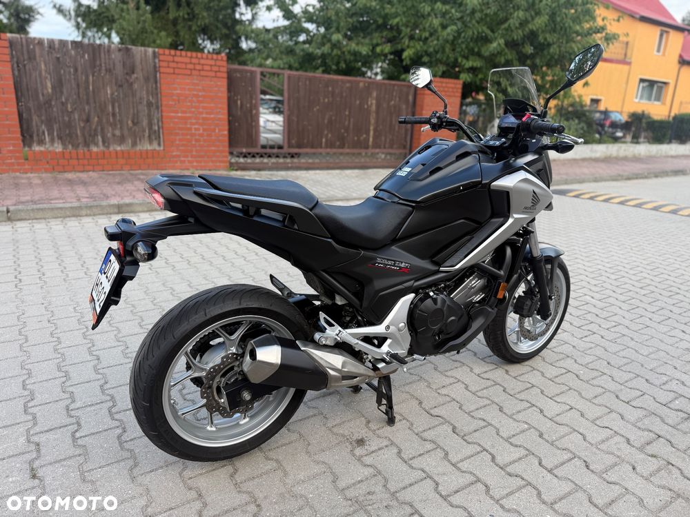 Honda NC - 12