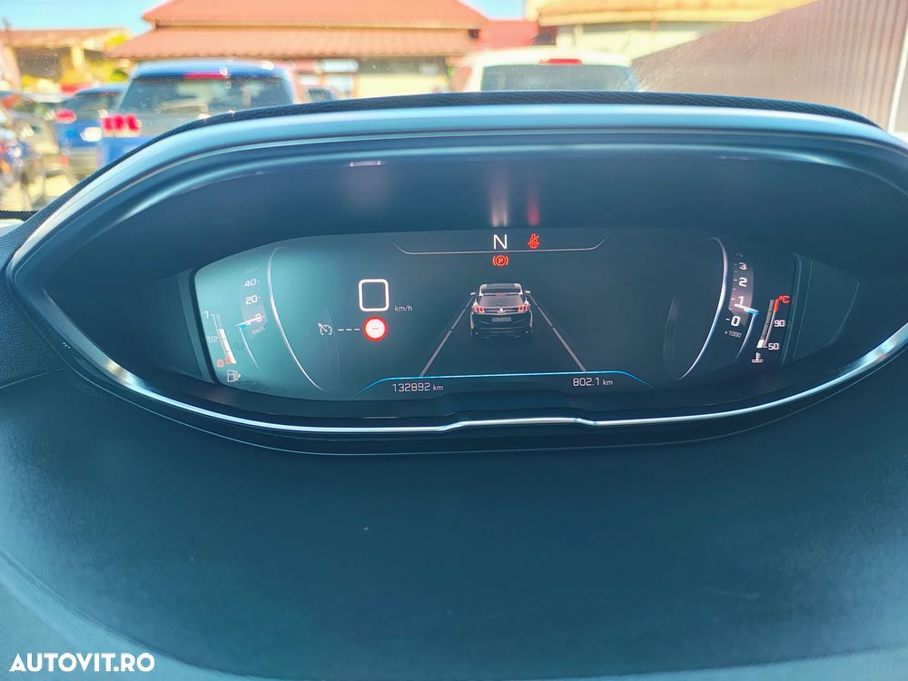 Peugeot 3008 PureTech 130 Stop & Start EAT6 Allure - 28