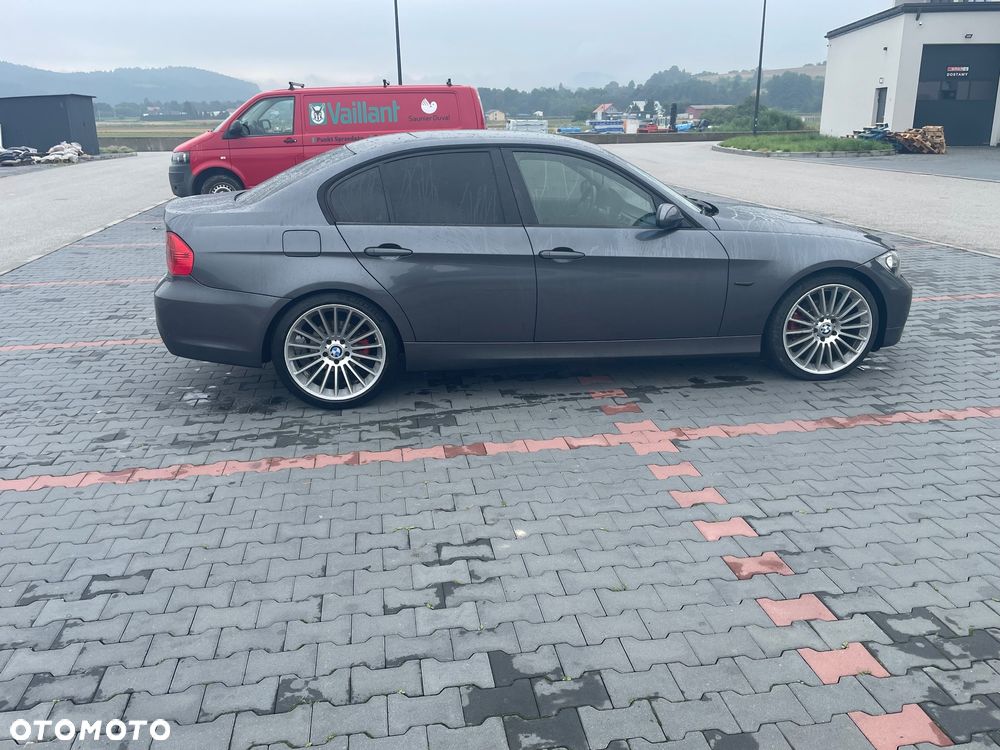 BMW Seria 3 318i - 5