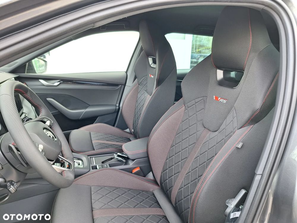 Skoda Octavia 2.0 TSI RS DSG - 19