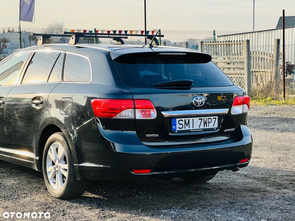 Toyota Avensis 2.0 D-4D Life - 12