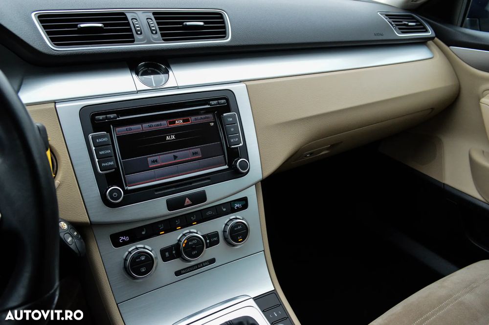 Volkswagen Passat CC 2.0 TDI 4Motion BlueMotion Technology DSG - 16