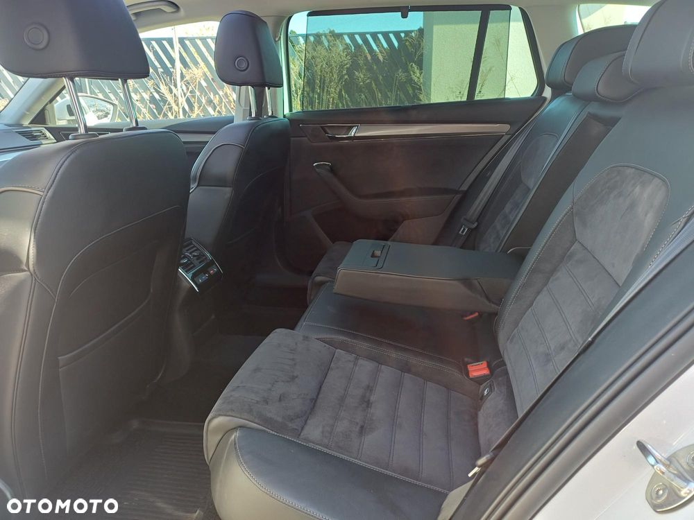 Skoda Superb 2.0 TSI 4x4 Scout DSG - 7