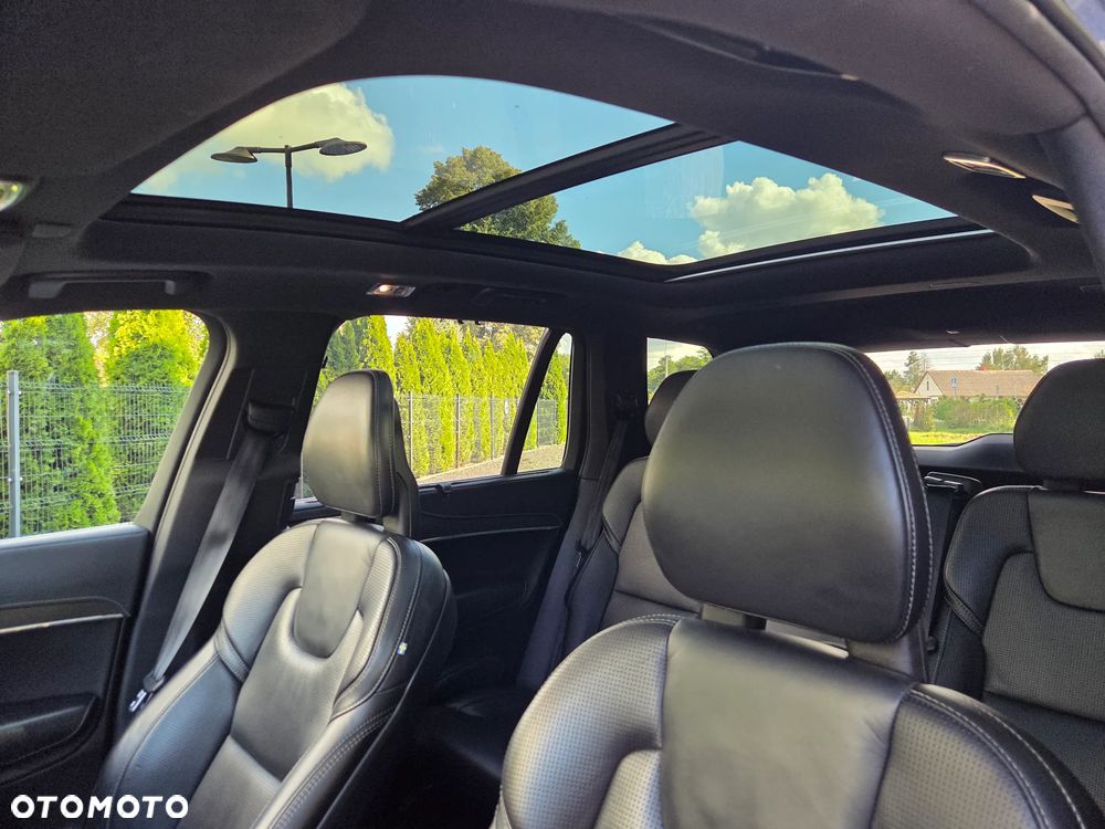 Volvo XC 90 D5 AWD Geartronic RDesign - 21