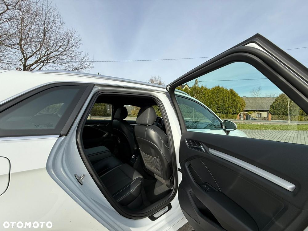 Audi A3 Sportback 1.4 TFSI cylinder on demand ultra S line Sportpaket - 27